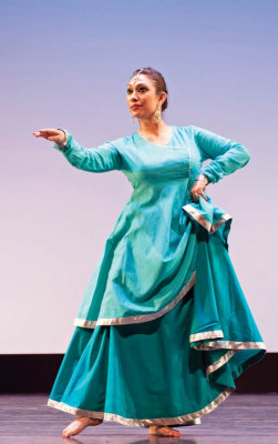 Usha Gupta Dance Entourage-0242.jpg