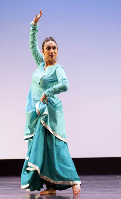 Usha Gupta Dance Entourage-0243.jpg