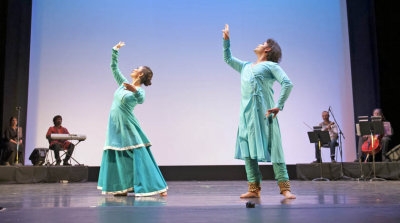 Usha Gupta Dance Entourage-0247.jpg