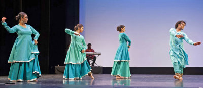 Usha Gupta Dance Entourage-0273.jpg