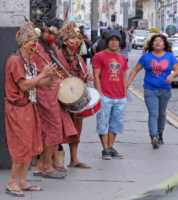 IMG_5210 Street Buskers in Arequipa, in Jungle costume