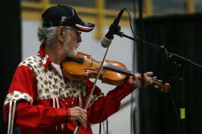 2016_05_21-22 Fiddlers at the Metis Spring Festival