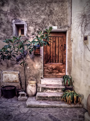 Secret Courtyard, Ramatuelle Revisit