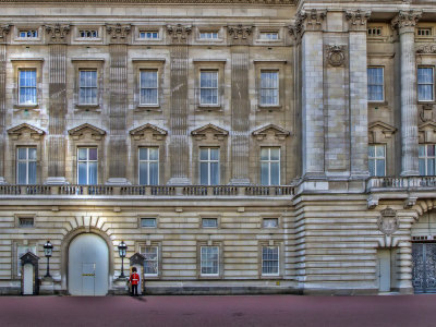 On Guard! -  Buckingham Palace