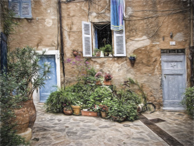 Provence Courtyard 