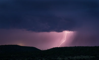 Monsoons and lightening north of Tucson, AZ. DSC00095.jpg