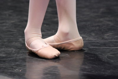feet