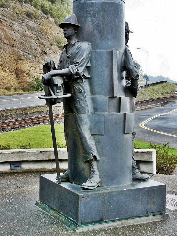 Other side of Two Workers Statue