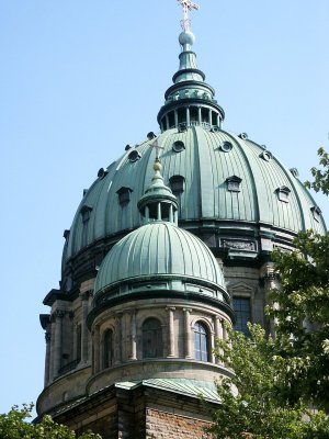 Mary Queen of the World Cathedral Montreal.JPG
