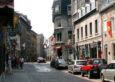 Montreal cobblestone street scene