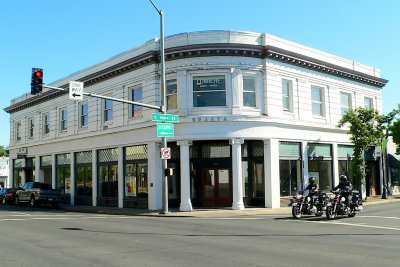12 N. Riverside - Sparta Building