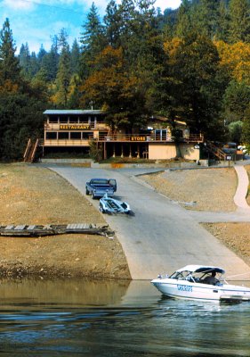 Shasta Holiday Harbor boat ramp at low water