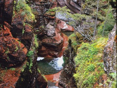 Peace Park red rock gorge and mini pools