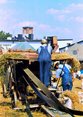 Kutztown Amish Hay Bailing2