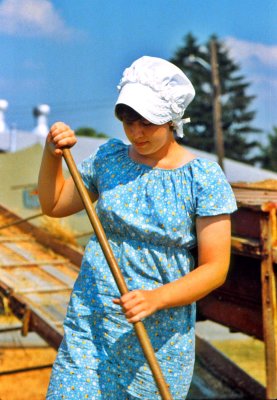 Kutztown Amish Hay Bailing4