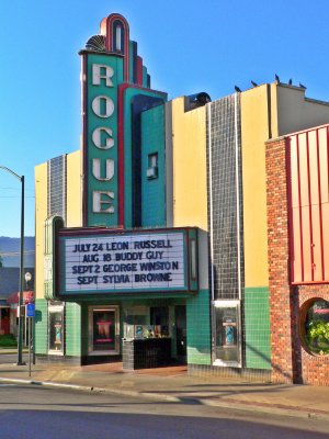 Rogue Theater