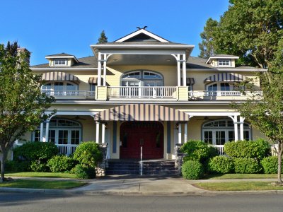 Broker House
