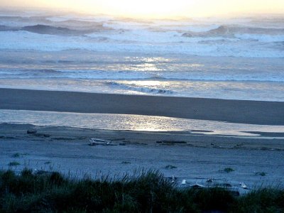 Evening shows on the beach