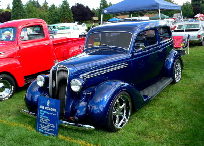 1936 Plymouth Sedan in deep blue