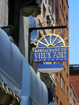Restaurant Du Vieux Port sign