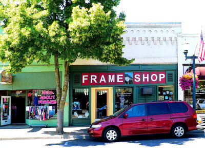 G Street Market and Frame Shop