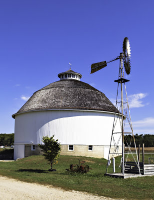 I photographed this round barn in Rochester, IN