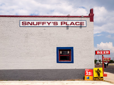 Meet me at Snuffy's in Hutto, TX