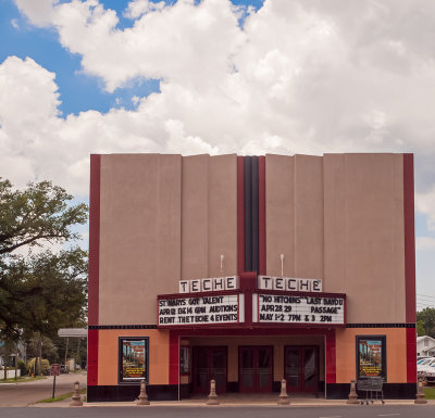 A second shot of the Teche theater taken in 2015