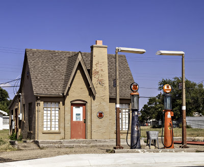A restored Cottage type Phillips 66 station 