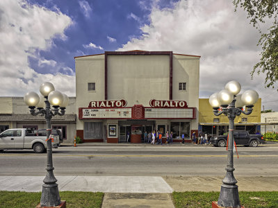 Yet another Rialto Theater, this one in Three Rivers, TX