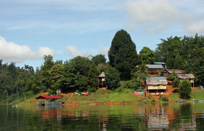 Secluded communities in the NP