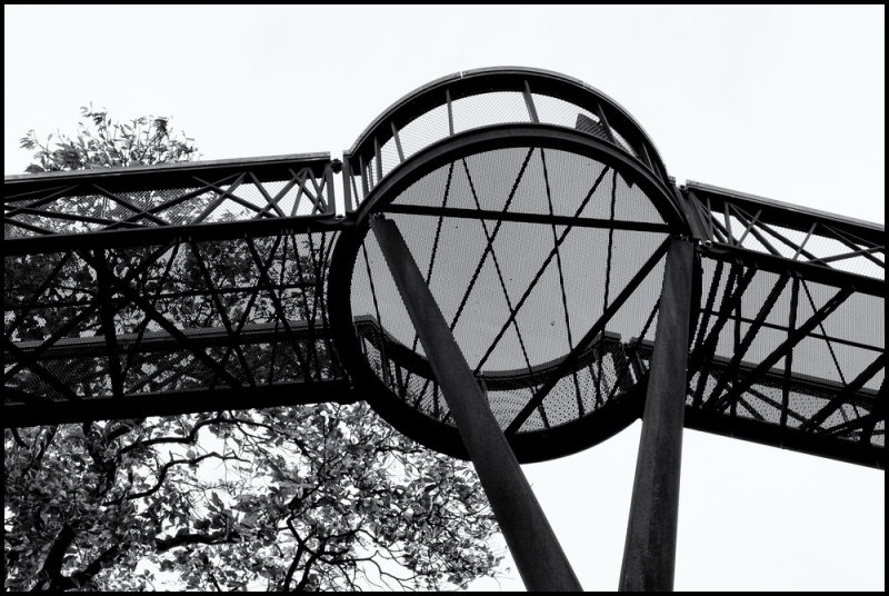 Walkway, Kew