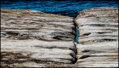 Cracked, Clovelly