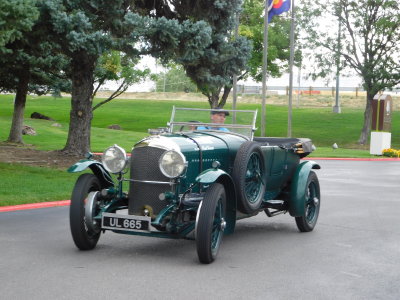 1929 Bentley 4.5 Liter Vanden Plas (front)
