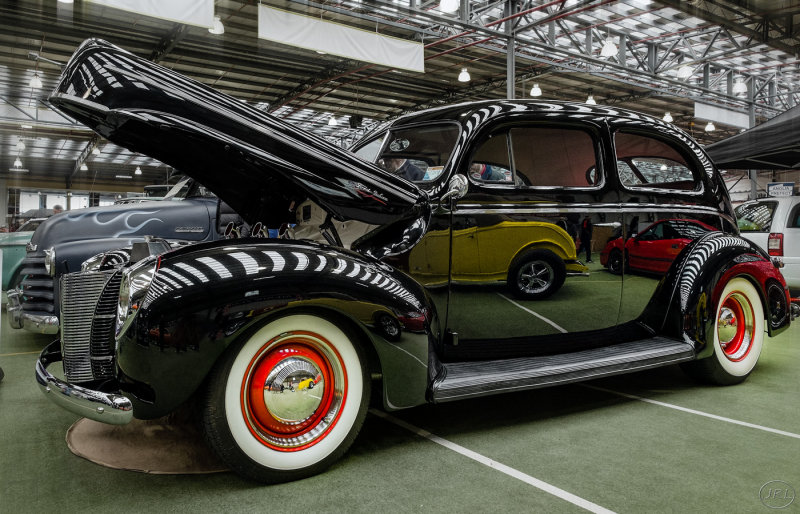 1941 Ford Tudor.