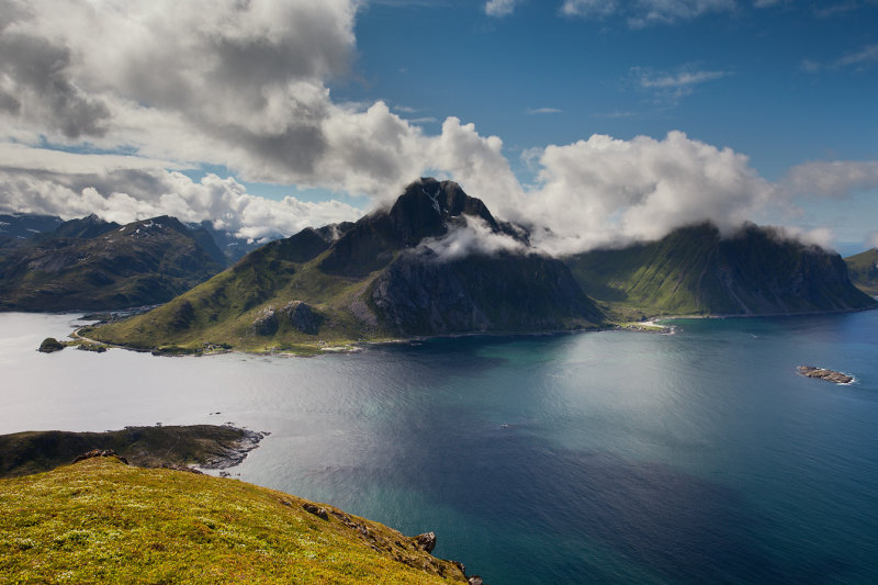 View towards Flakstadya