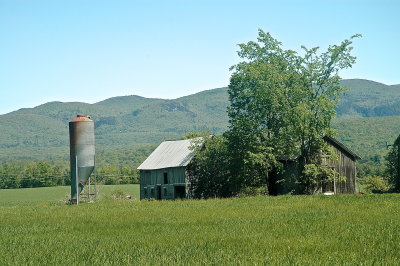 ADDISON  CTY grain bin but no barn 7-2015.JPG