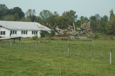 FERRISBURGH ROUND BARN 2011-9-2.jpg