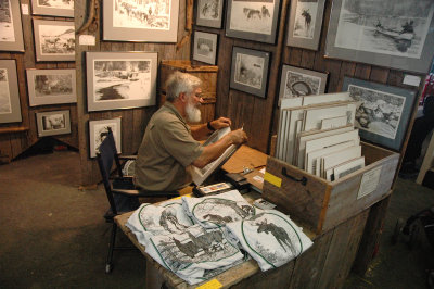 37 artist at work 8-6-08 42.jpg