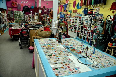 bead shop 2-16-08 31.JPG