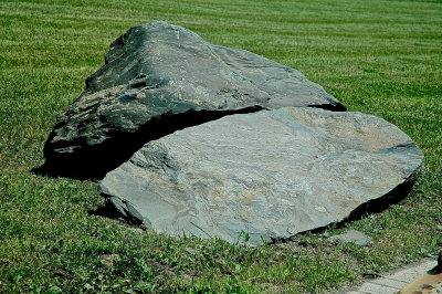 SHELBURNE 2015-7-13 293 how boulders originate.JPG