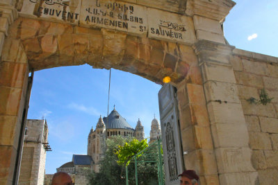 Basilica of the Dormition through the gates of Couvent Armenien St. Sauveur