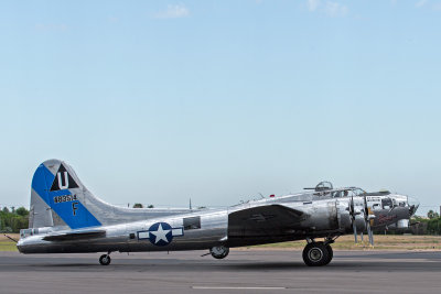 16_7764 Taxiing out.jpg
