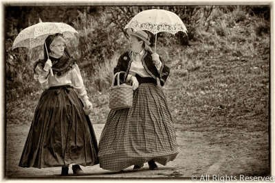 Parasol Ladies