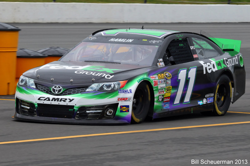 11 Denny Hamlin