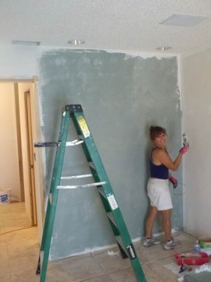 Painting the bedroom accent wall