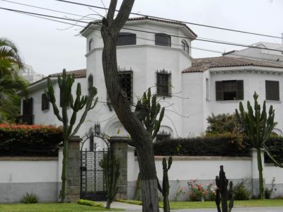 Doorway in Lima