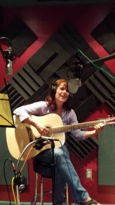 Rosie singing at Dennis' studio, Ashburn, VA
