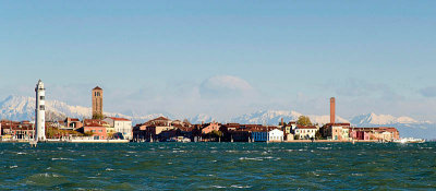 Murano devant les Alpes