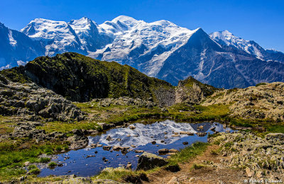 Reflet du massif du Mont-Blanc au Brvent